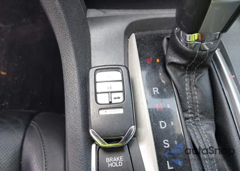 2020 Honda Civic Ex-L z USA, uszkodzony, nr VIN 19XFC1F70LE210413